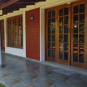 No.11 Uptown Econostay Проживание в семье